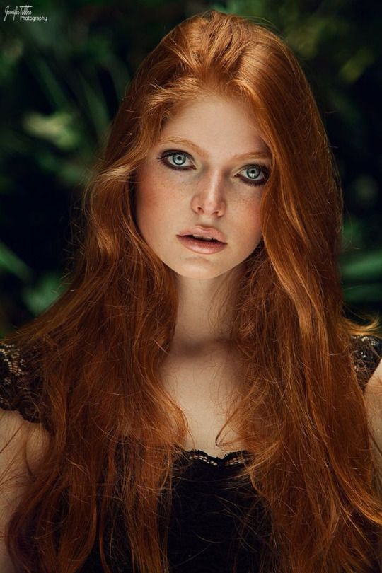 redhead babe stunning