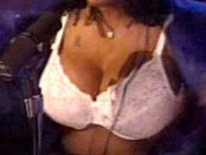 nude robin quivers