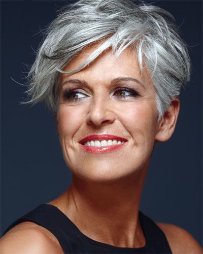 trendy hairstyle photos mature woman for
