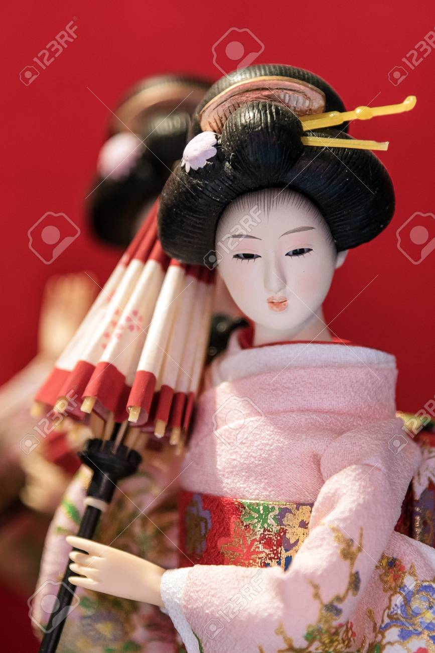 dolls from japan