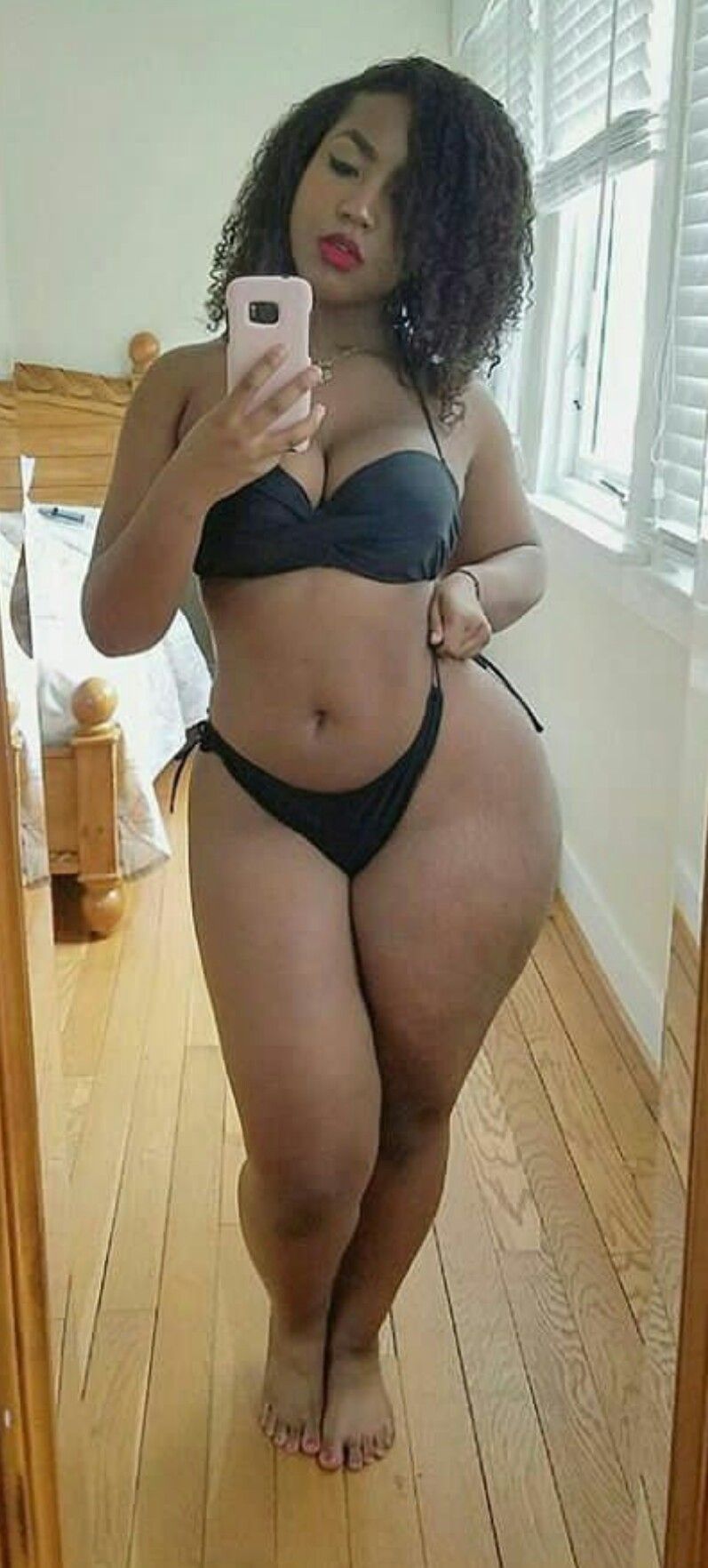 sexy ebony hips